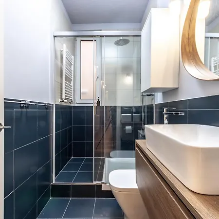 Encantador En El Casco Antiguo De Bilbao