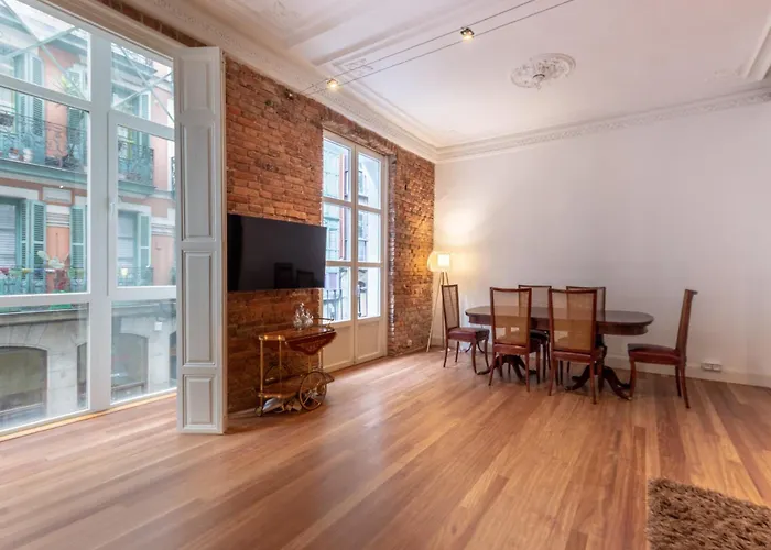 Encantador En El Casco Antiguo De 아파트