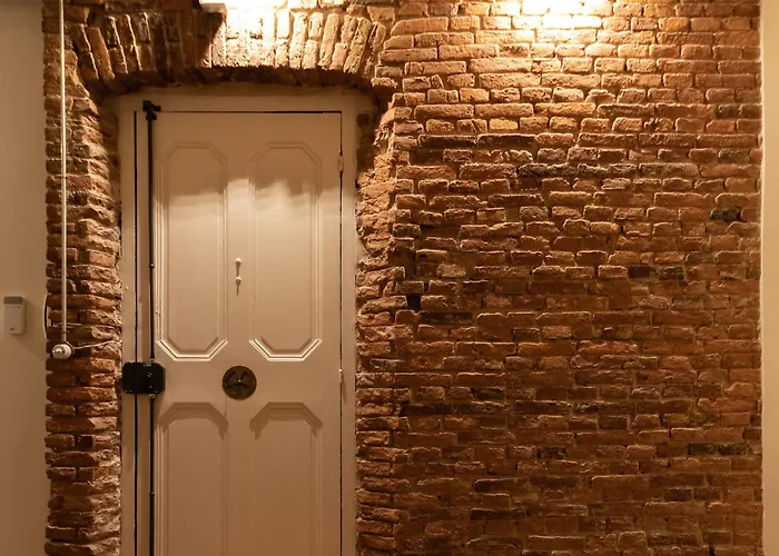 Encantador En El Casco Antiguo De * 빌바오