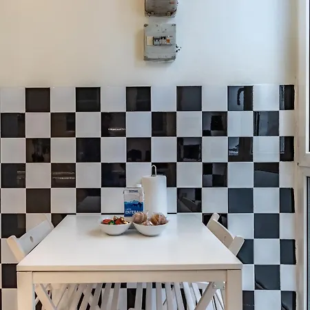 Encantador En El Casco Antiguo De Μπιλμπάο